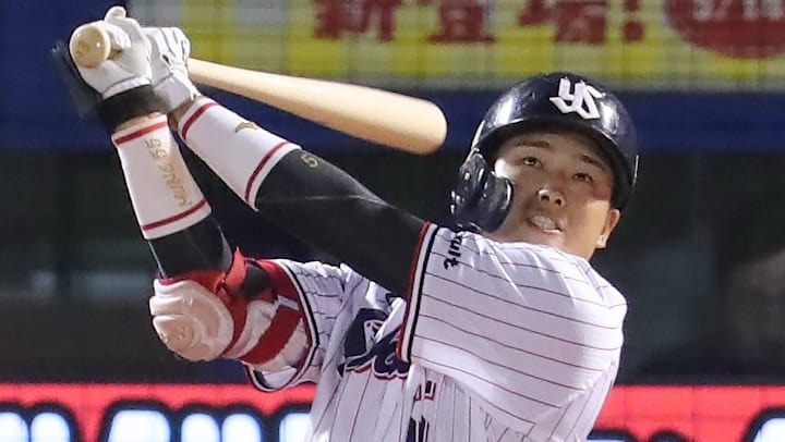 プロ野球 5月18日 ヤクルト 村上が12号弾含む3安打2打点 ソフトバンク 武田が完投で3勝目