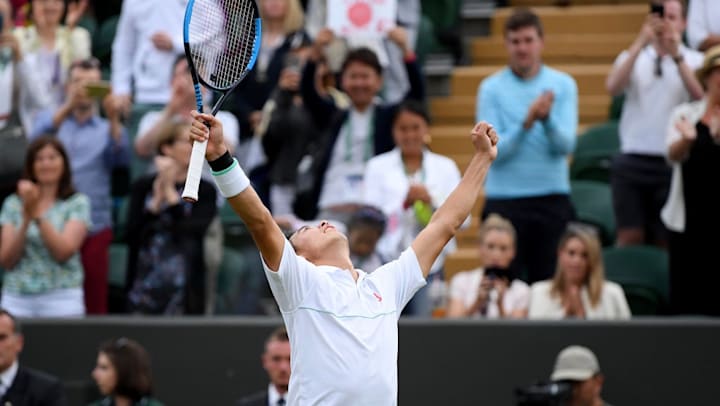 ウィンブルドン 男子シングルス４回戦で錦織がククシュキンに勝利 準決勝の相手は 芝の王者 ロジャー フェデラー