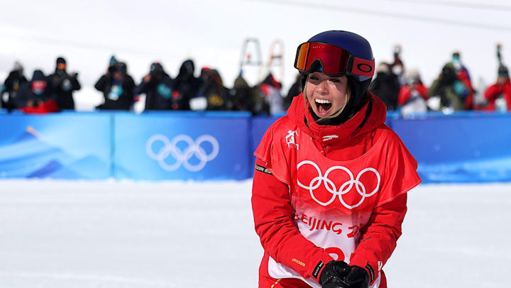 谷爱凌谈第二轮摔倒 妈妈让我把第二跳当成最后一跳