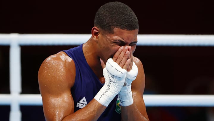 Hebert Conceição Sousa emocionado com a vitória na final em Tóquio 2020.