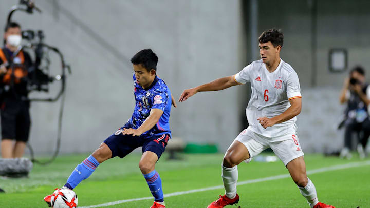 Tokyo 東京五輪 のサッカー競技 男子 は 8月3日に準決勝2試合を行う 目標とする金メダル獲得まで2勝に迫った日本は決勝 進出を懸けてスペインと対戦 ここでは3日の対戦カードや放送予定などを紹介する