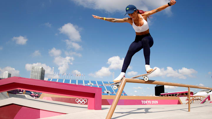 Leticia Bufoni inspirou Rayssa e Pâmela ao popularizar o skate no feminino.