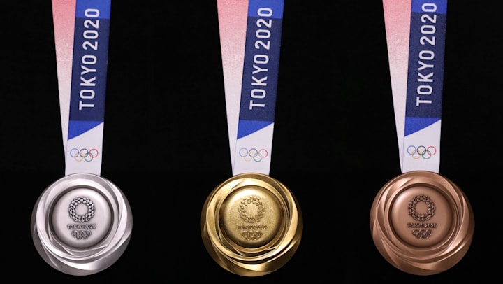 東京オリンピックメダルのデザインに込められた意味を解説 デザイナー 歴代メダルのデザインは