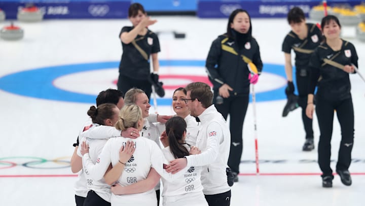 Great Britain S Team Muirhead Show Strength And Determination To Win Olympic Women S Curling Gold At Beijing 22