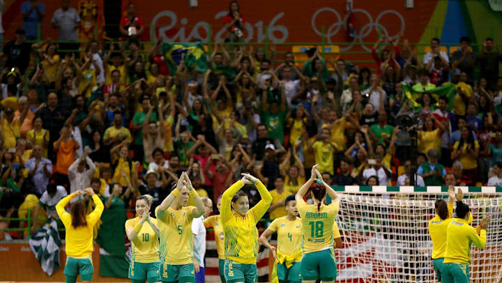 Selecao Feminina De Handebol Convocada Para Os Jogos