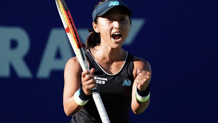 土居美咲がシングルスとダブルスで次ラウンド進出 テニス 東レppo 第３日 第４日