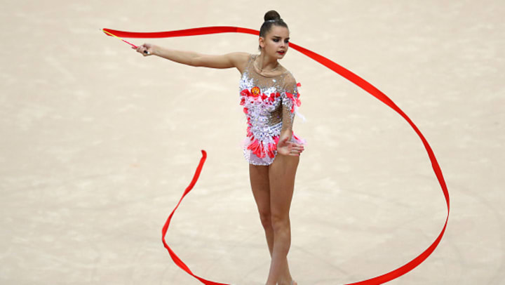 Dina Averina Stala Luchshej Na Pervom Mezhdunarodnom Turnire V Sezone