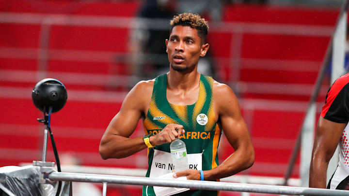1 528 Wayde Van Niekerk Photos And Premium High Res Pictures Getty Images