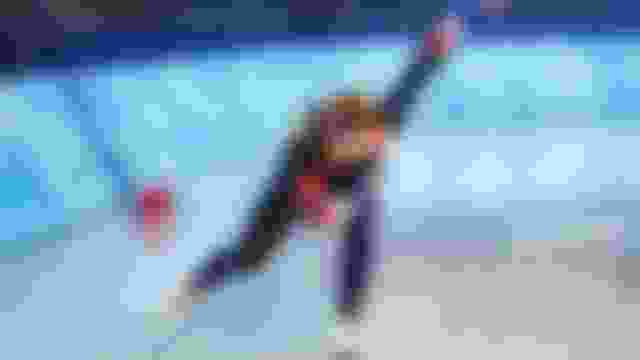 Конькобежный спорт: Крол и Лердам выиграли чемпионат мира-2022 в спринтерском многоборье в оранжевых дуэлях
