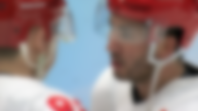 运动集锦 | 北京2022 - 冰球 - 男子预赛附加赛（中国vs加拿大）- 第11天