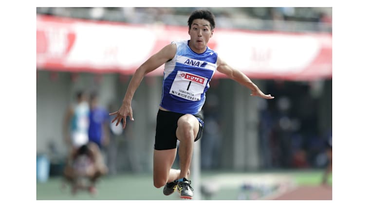 山下航平 高校時代に走幅跳から三段跳に転向 父超え が東京五輪での好成績につながる