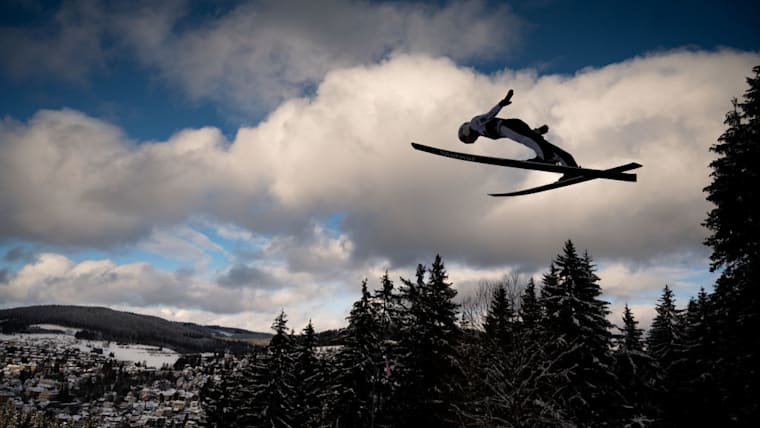 2月5日開幕 スキージャンプ女子w杯ヒンツェンバッハ大会の日程 放送予定 髙梨沙羅ら出場予定