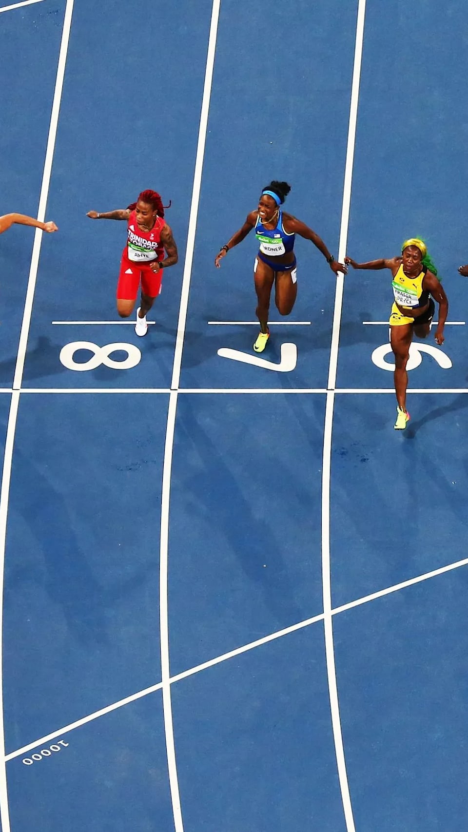 Athlete champions for women's decathlon in Olympics
