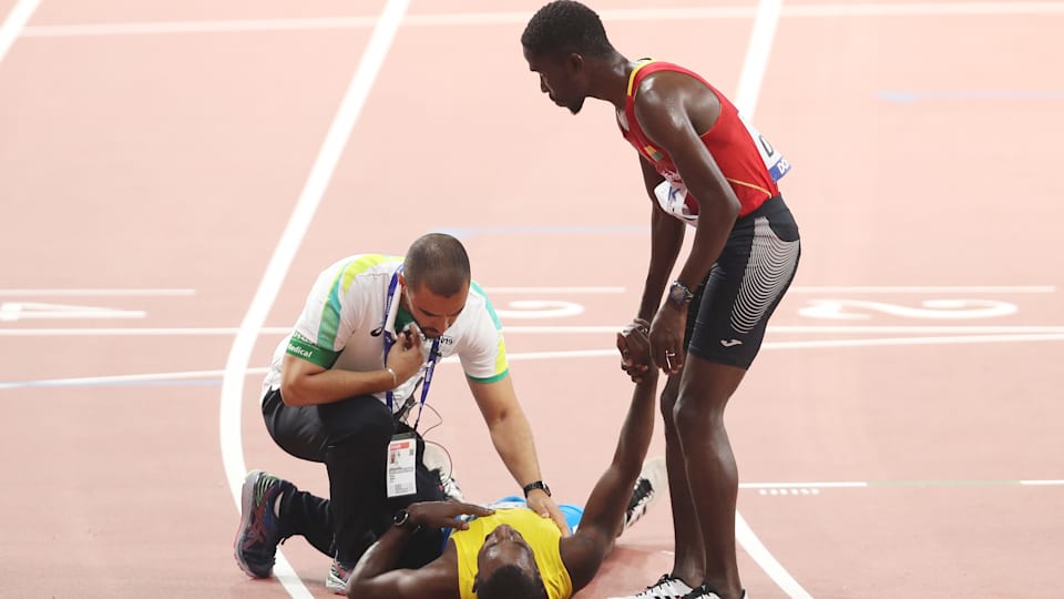 Dabo helps Busby finish at the IAAF World Championships