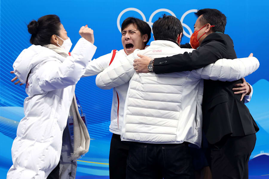 Con un récord olímpico en la puntuación acumulada (239.88), SUI Wenjing y HAN cong ganaron el oro en el patinaje artístico por parejas