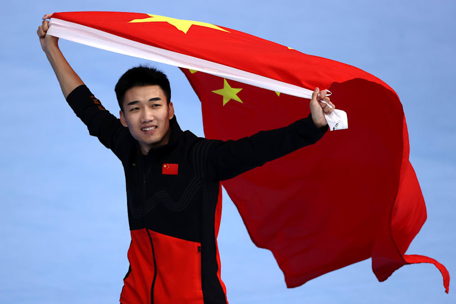 高亭宇