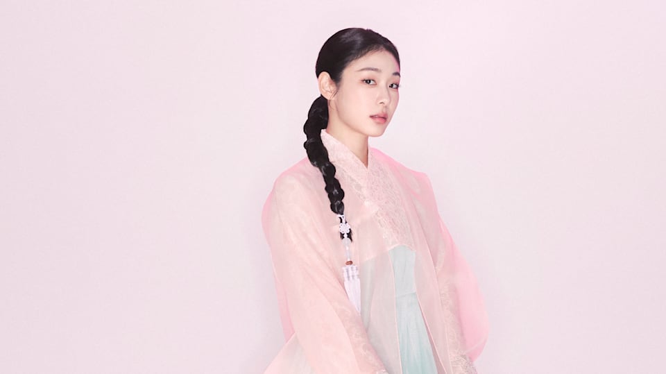 Figure skating star Yuna Kim headlines London Fashion week