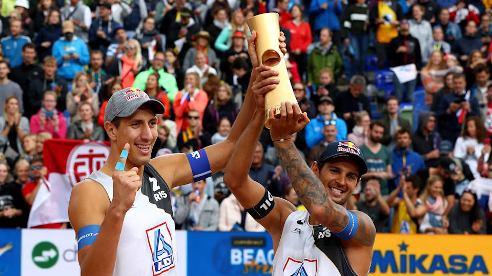 Russian duo seize beach volleyball world crown and Olympic spot