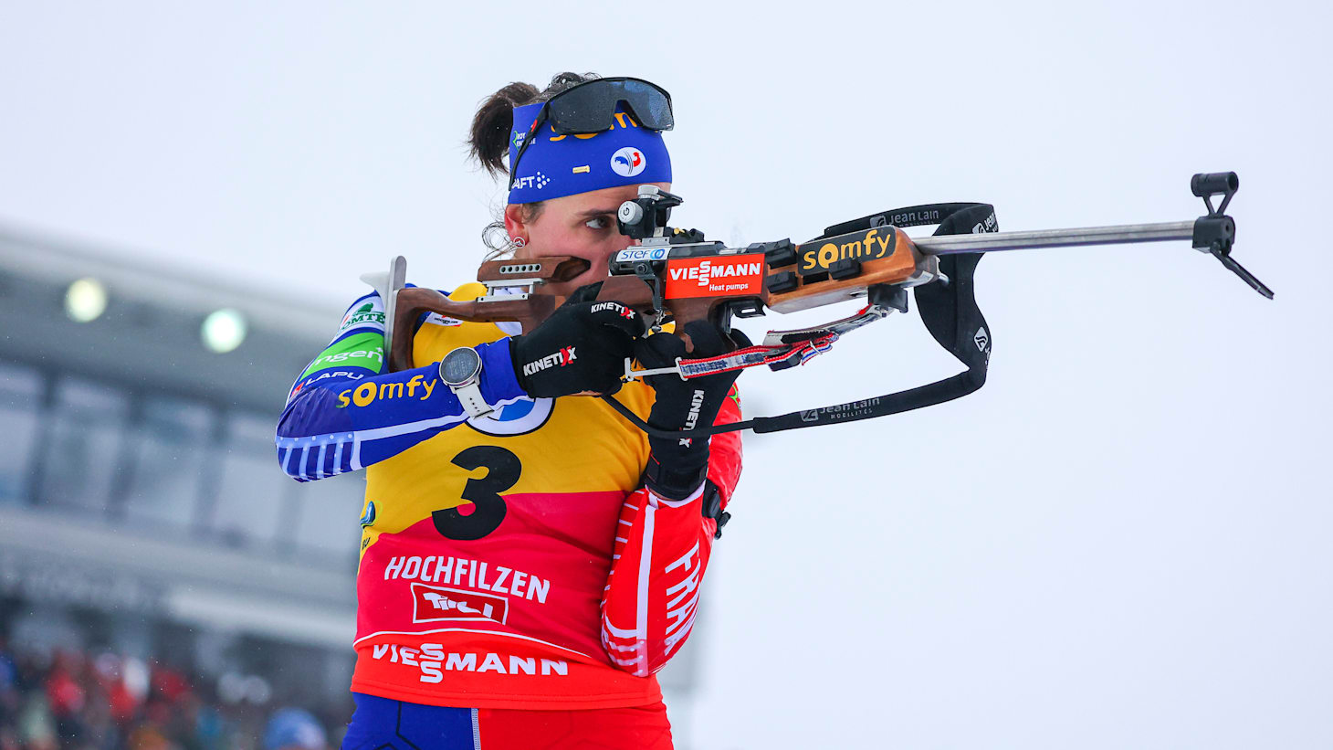 Qui Est Le Compagnon De Julia Simon Biathlon : Julia Simon, cinq choses à savoir sur la leader du général