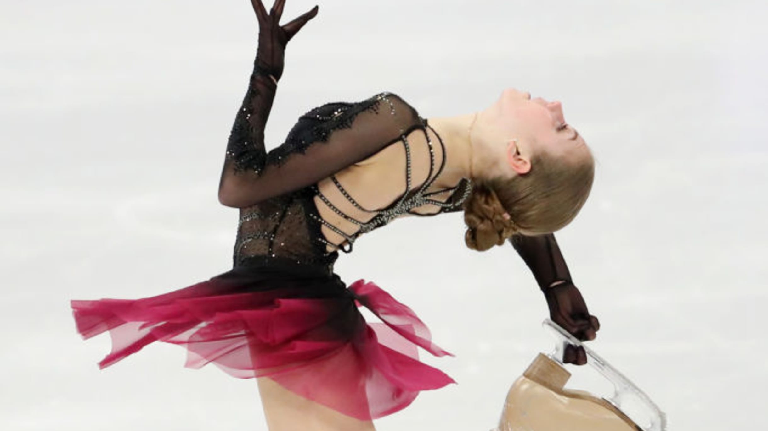 universitetsområde Infrarød hente Figure skating - Alexandra Trusova lands five quads in free program at 2021  Russian test skates