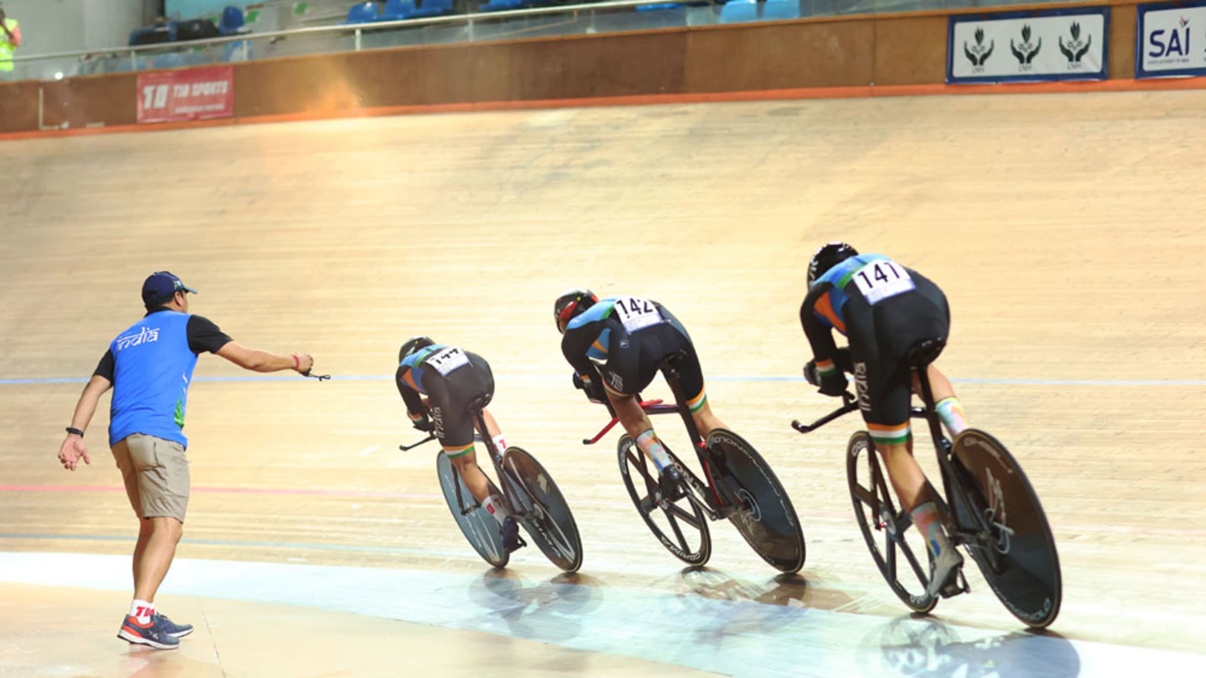 Delhi, Delhi, India. 2nd de junio de 2022. La Federación de Ciclismo de la  India desvela la camiseta del equipo de la India para el próximo Campeonato  Asiático de Ciclismo de Pista