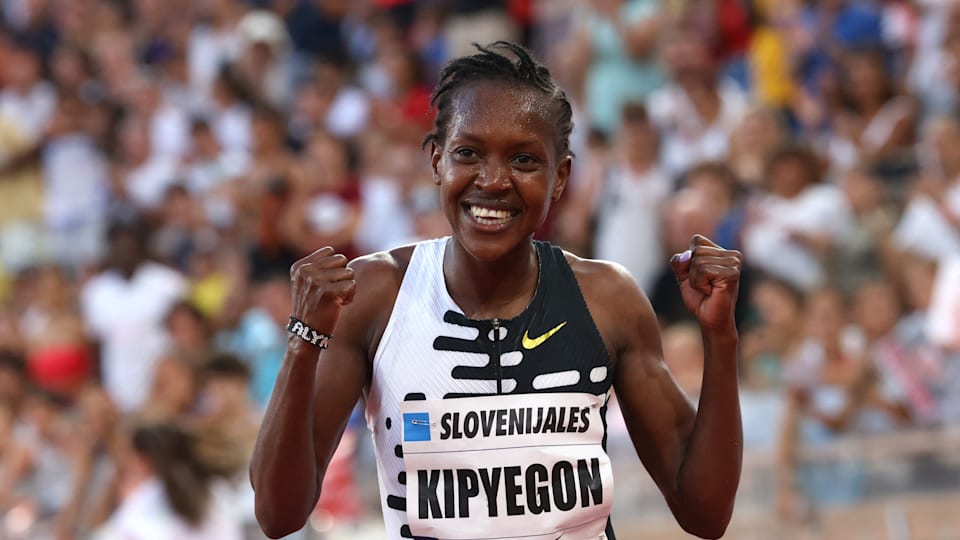 Monaco Diamond League 2023 Faith Kipyegon demolishes mile world record