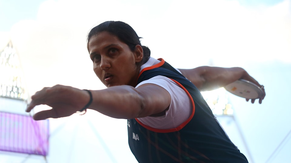 What are India’s best performances in discus throw?