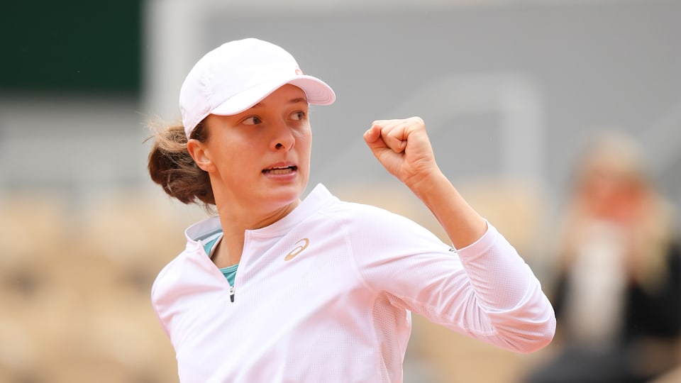 Iga Swiatek, Youth Olympic gold medallist, into French Open final