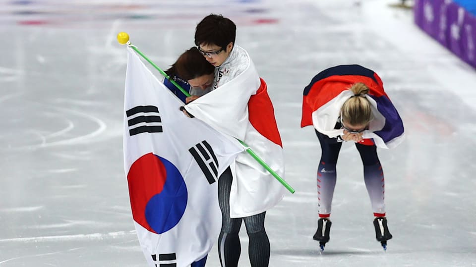 That's what friends are for Olympic champions Kodaira Nao and Lee Sang