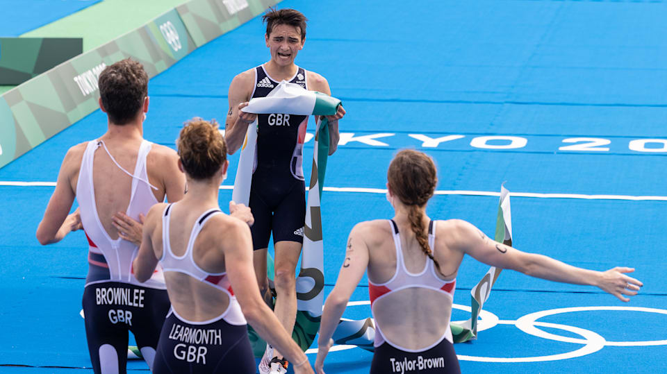 France crowned World Triathlon Mixed Relay champions in Montreal with