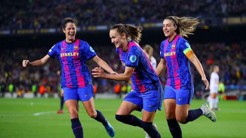 Uefa Women S Champions League Fc Barcelona Beat Real Madrid 5 2 On Historic Night At Camp Nou