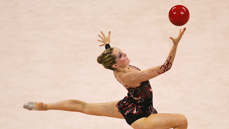 A master of reinvention, rhythmic gymnast Mary Sanders thrives on 'no'