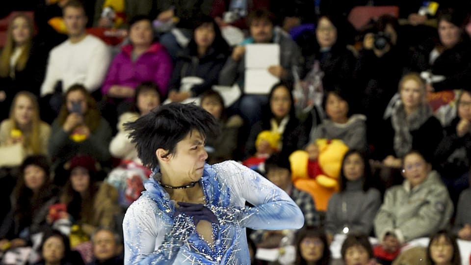 Yuzuru Hanyu sets new short program world record