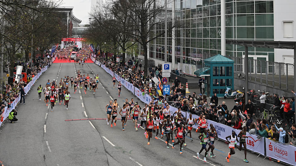 Hamburg Marathon 2023 Richard Ringer und Fabienne Königstein erreichen