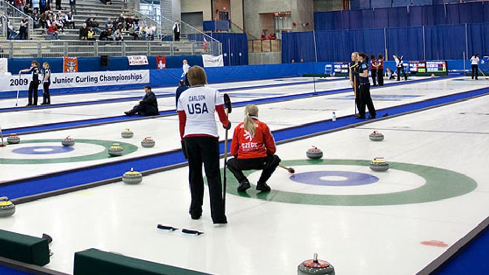 Vancouver 2010 curling teams line up Olympic News