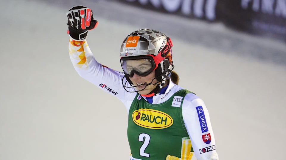 Alpine skiing: Petra Vlhova beats Mikaela Shiffrin in Levi slalom