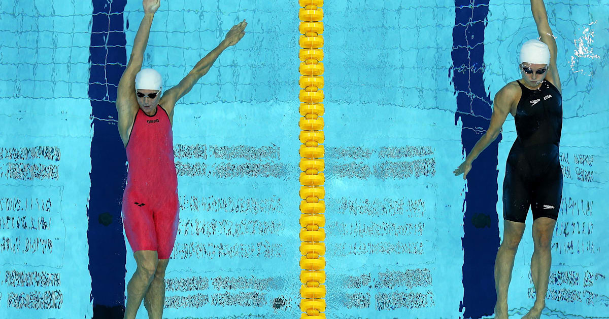 How to master your hand position to improve your backstroke