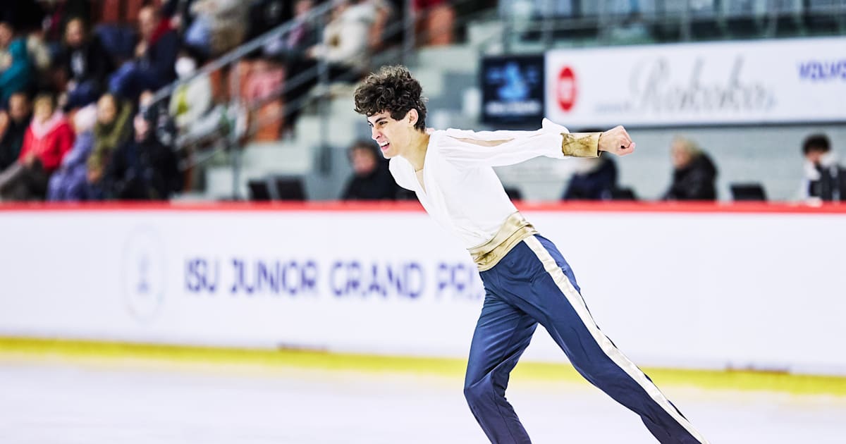 Figure skating Junior Grand Prix Final Nikolaj Memola wins Italy