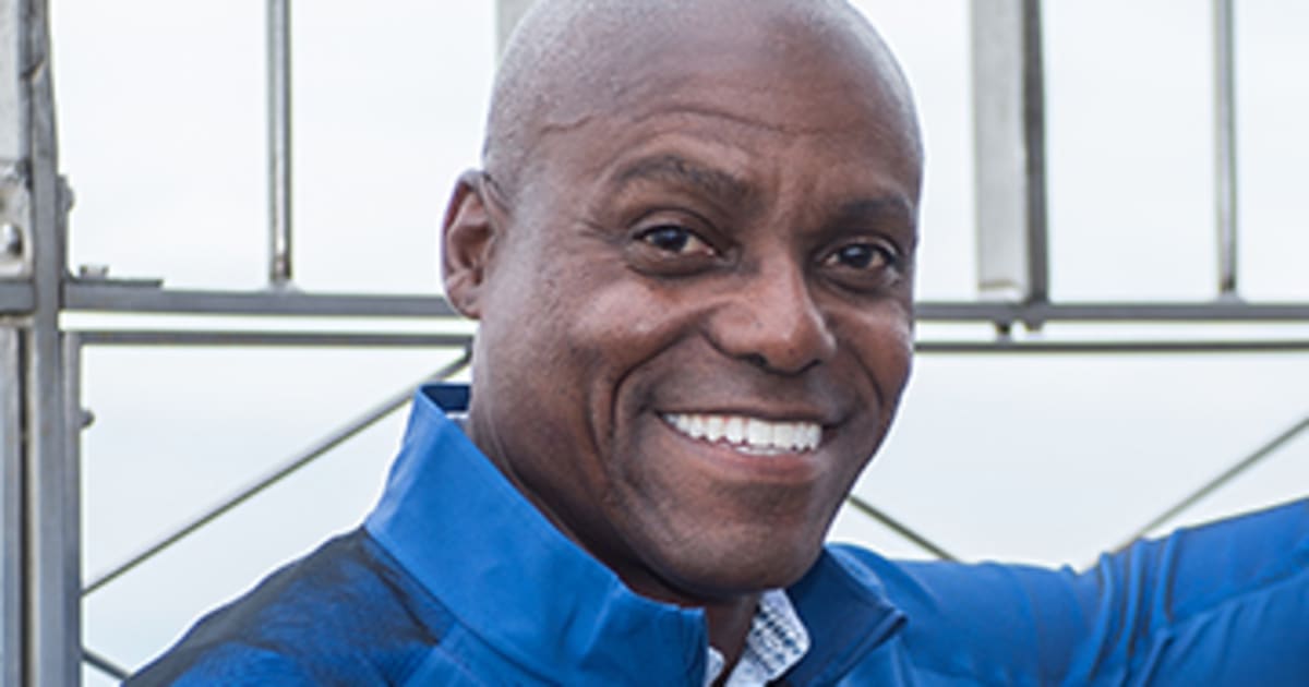 Carl LEWIS Biographie, médailles olympiques, records et âge