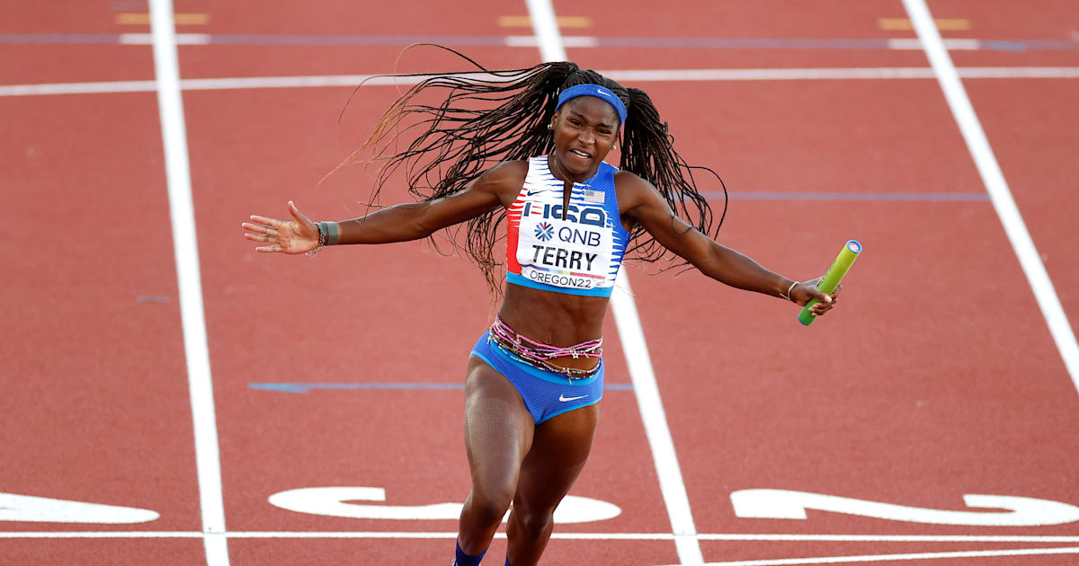 USA stun Jamaica to win women's 4x100m relay gold at the Track & Field