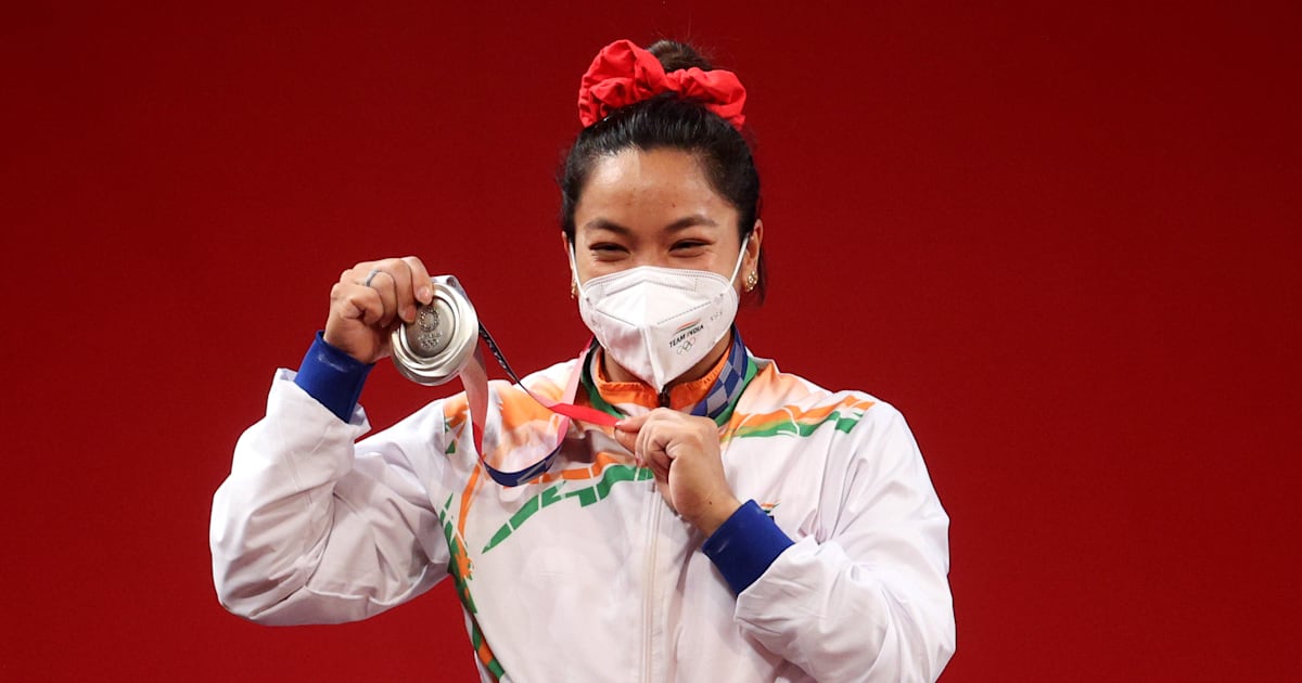 Mirabai Chanu Biography, Records, Medals and Age