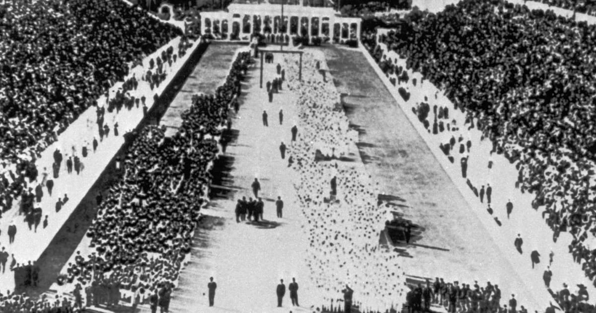 Первые марафонские игры. Олимпийские игры в Афинах 1896. Летние Олимпийские игры 1896. Возрождение Олимпийских игр 1896.