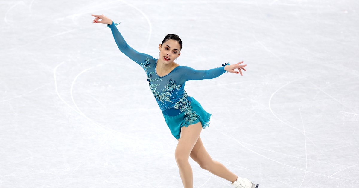 Figure skating 2022 Skate Canada Home hope Madeline Schizas leads