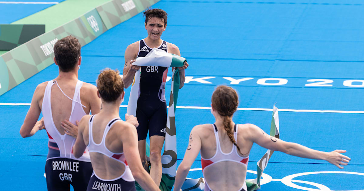 La France championne du monde de triathlon en relais mixte à Montréal