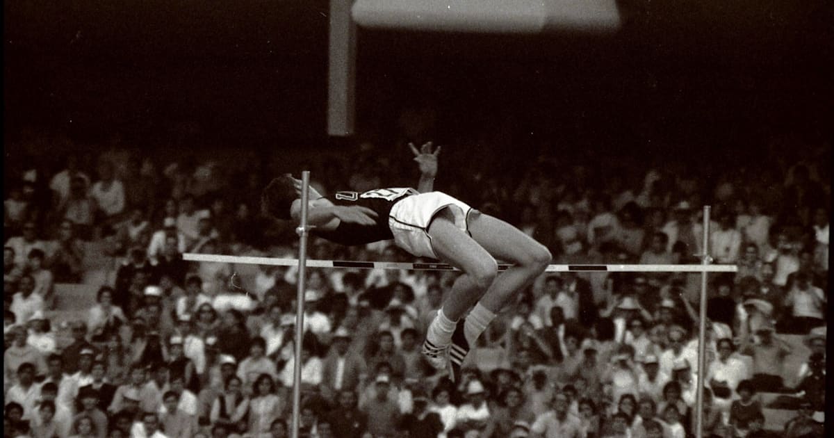 Photo of Dick Fosbury, inventor of the pioneering high jump technique “Fosbury Flop”, has died at the age of 76