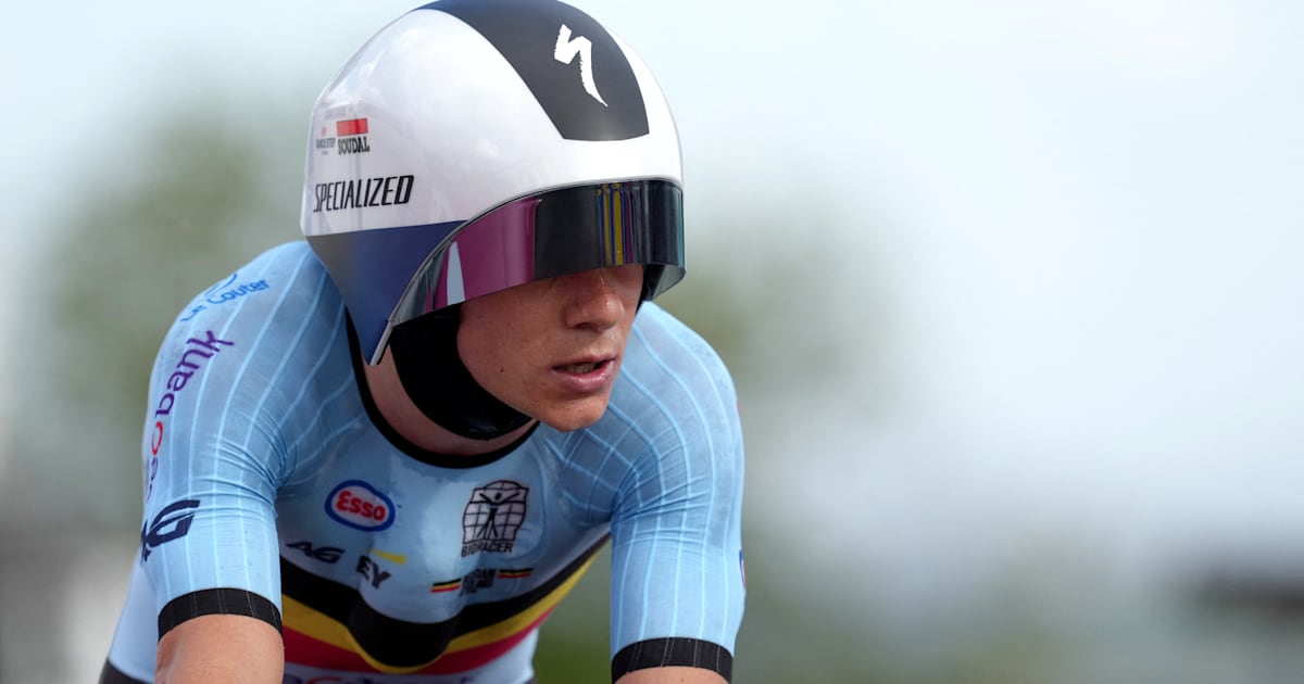 Remco Evenepoel remporte le titre mondial du contrelamontre masculin
