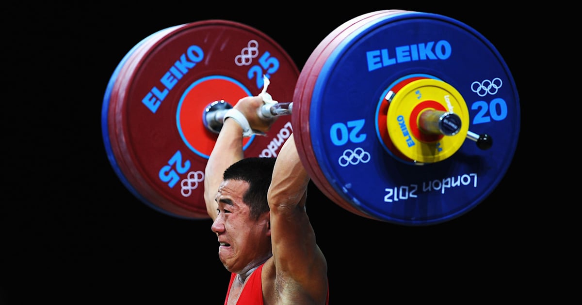 ウエイトリフティングの世界記録