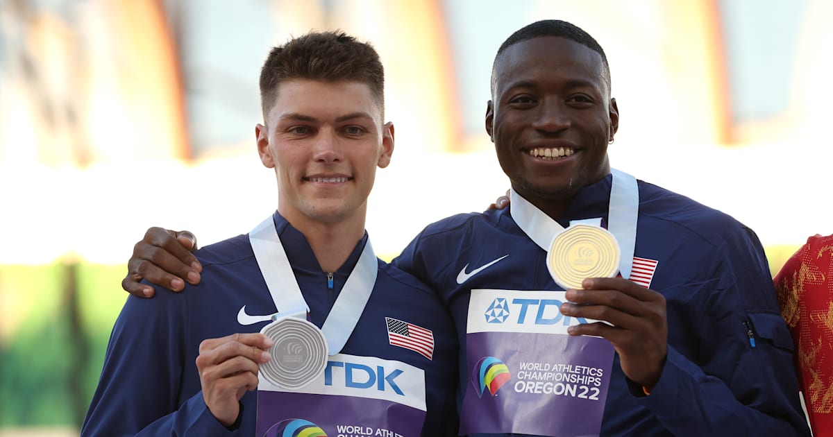 Grant Holloway vs Trey Cunningham World 110m hurdles medallists to go
