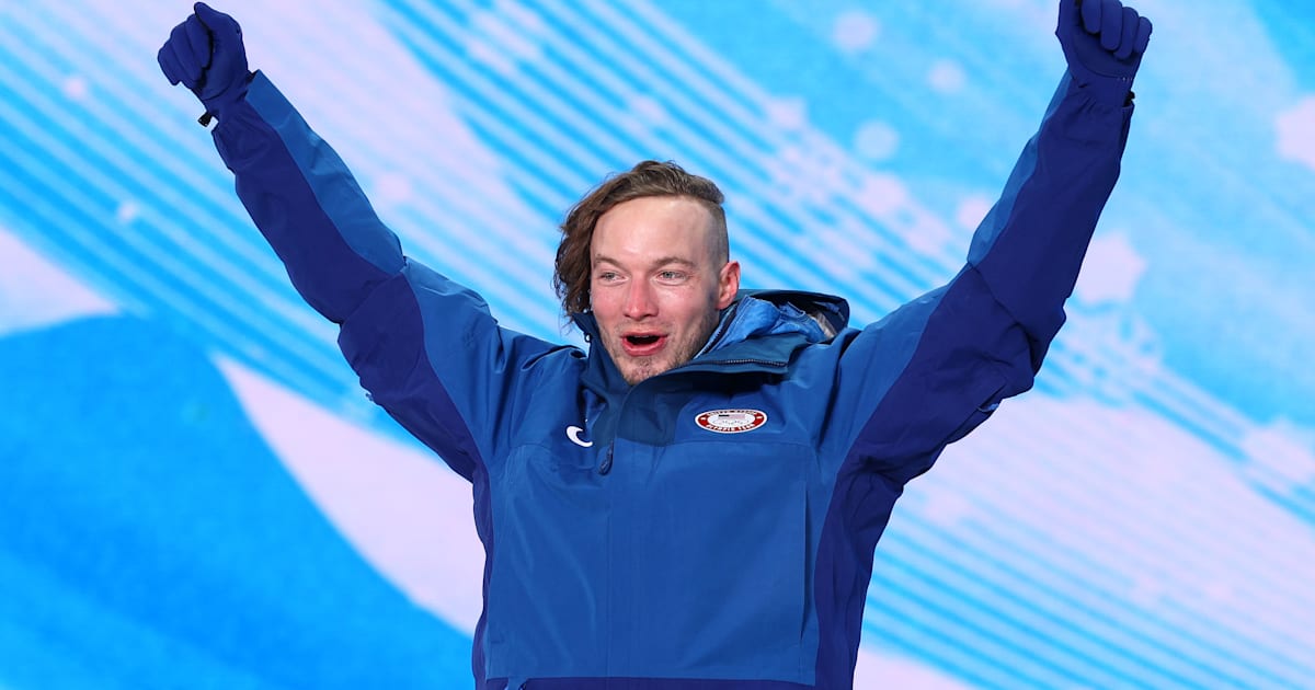 Freeski star David Wise receives hero's after winning third