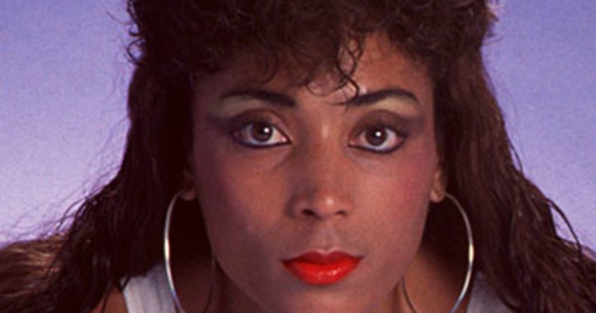 Florence GRIFFITHJOYNER Biography, Olympic Medals, Records and Age